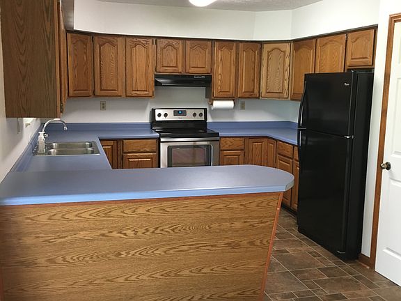 New flooring and appliances 