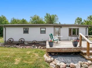 9301 Bryce Rd, Avoca, MI 48006