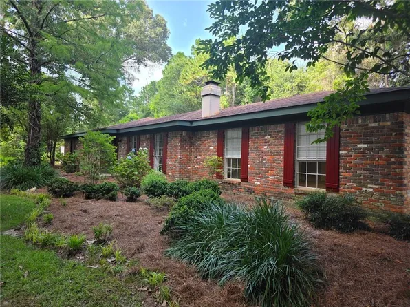 5000 Christopher Rd, Wilmer, AL 36587