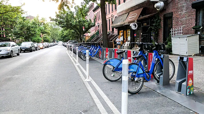 Rented by Lofts and Flats LLC | media 14