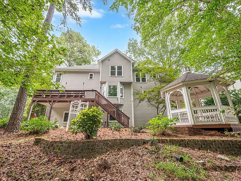 461 Braidwood Walk NW — Photo 42
