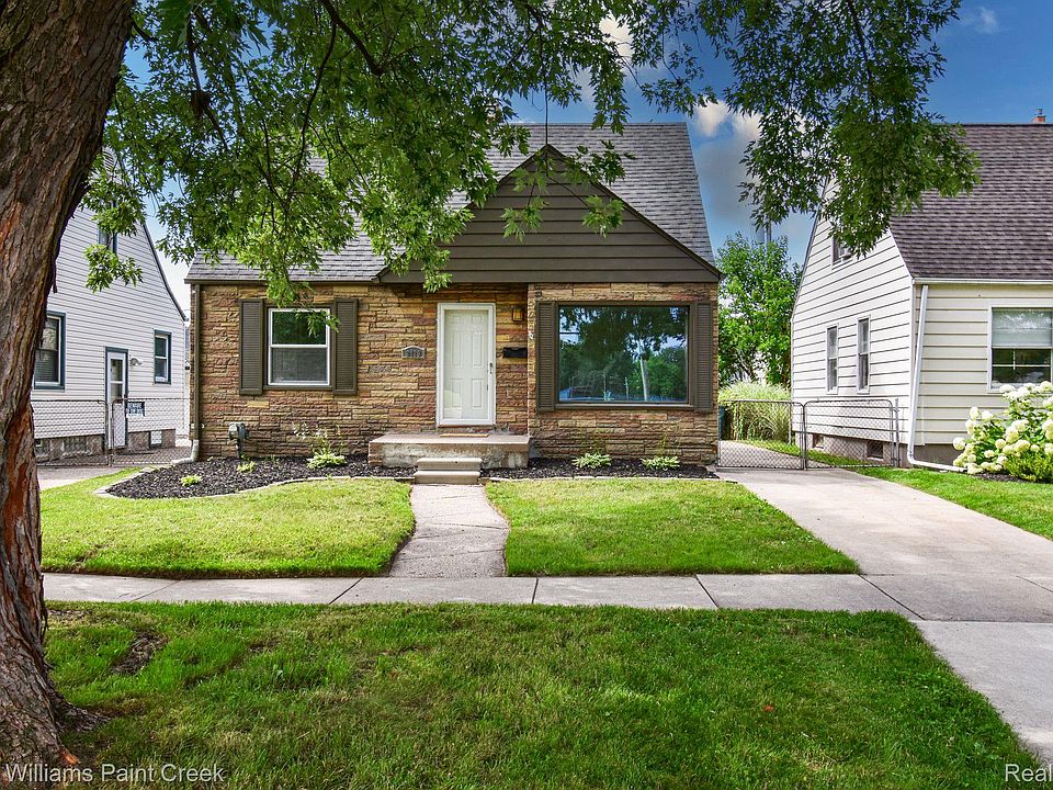 1st image of 2420 Woodward Hts