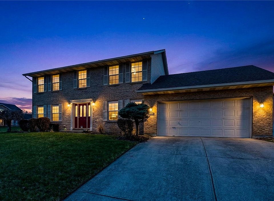 1st image of 6653 Clovis Dr