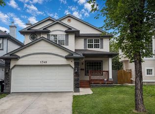 1749 N Douglas Glen Grv SE, Calgary, AB T2Z3A5