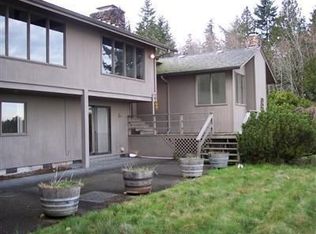 5510 Cooper Point Rd NW, Olympia, WA 98502