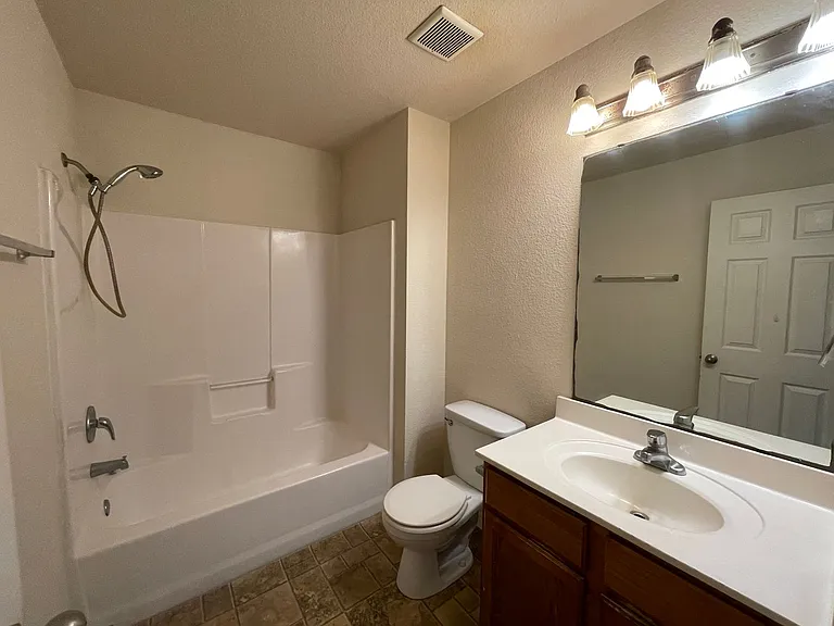 4006 Cambridge Dr — Photo 18