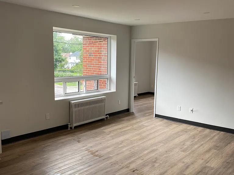 145 Woodward Ave — Photo 8
