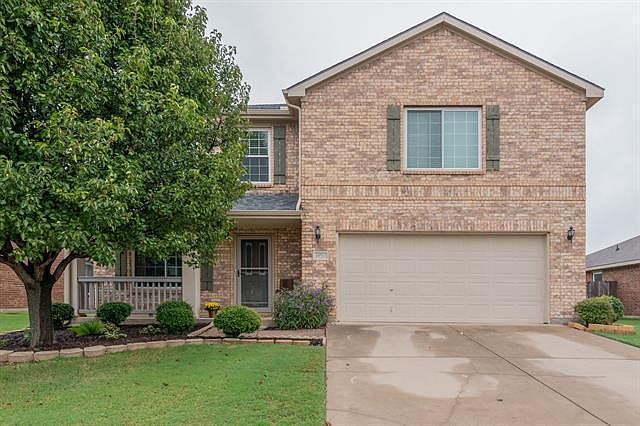 1st image of 10704 Emerald Park Ln