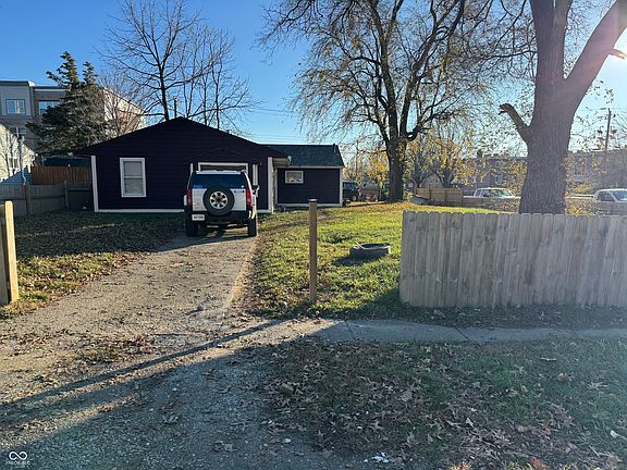 3rd image of 3303 E 42nd St