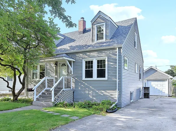 828 E Benton St, Morris, IL 60450