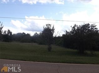 318 Horseshoe Bend Cir, Griffin, GA 30223