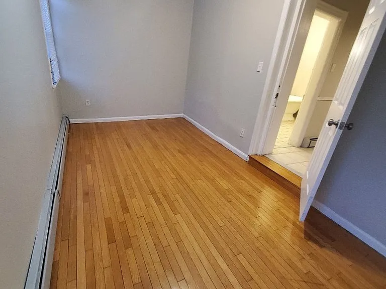 41 Harmon St #1-4 — Photo 11