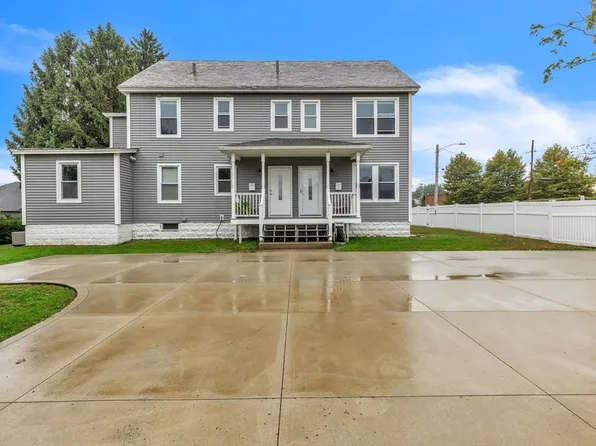 11 Hamlin Pl, Westfield, MA 01085