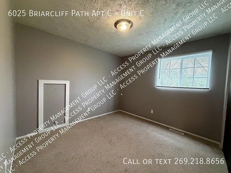 6025 Briarcliff Path #C — Photo 9