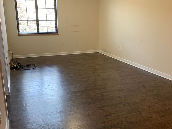 4th image of 940 Cherokee St APT 107