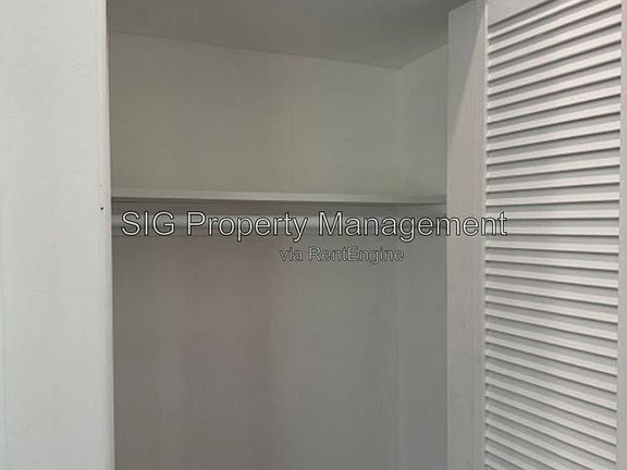 5th image of 7747 Valmont St