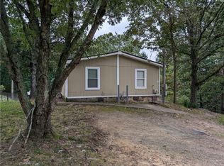 6233 Caprice Dr, Flowery Branch, GA 30542