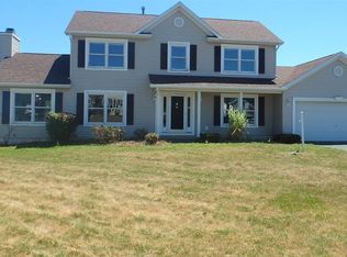 9 Francis Dr, Wynantskill, NY 12198