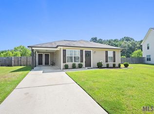 35030 Madisonville Dr, Denham Springs, LA 70706