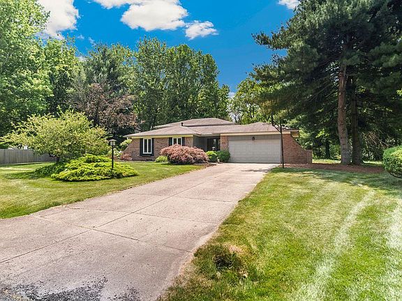 5th image of 8751 Stoneridge Ct NW