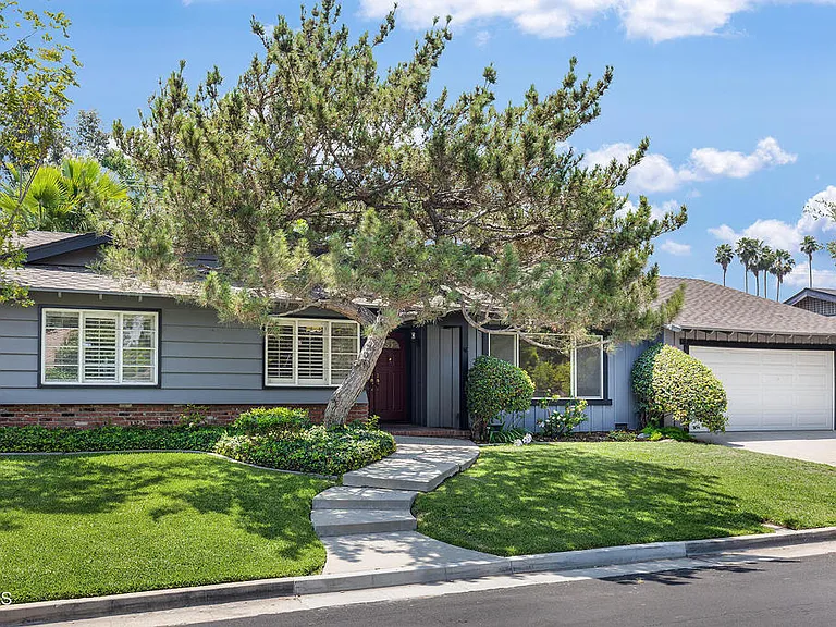425 San Palo Pl — Photo 1