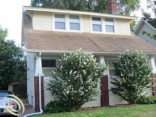 1st image of 425 W Saratoga Ave