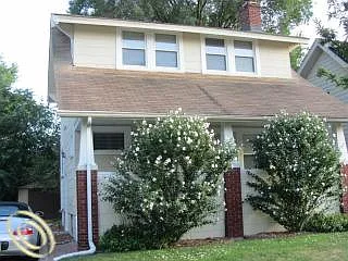 425 W Saratoga Ave photo 1
