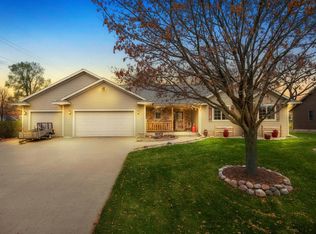 W7705 Van Dunk Pl, Holmen, WI 54636