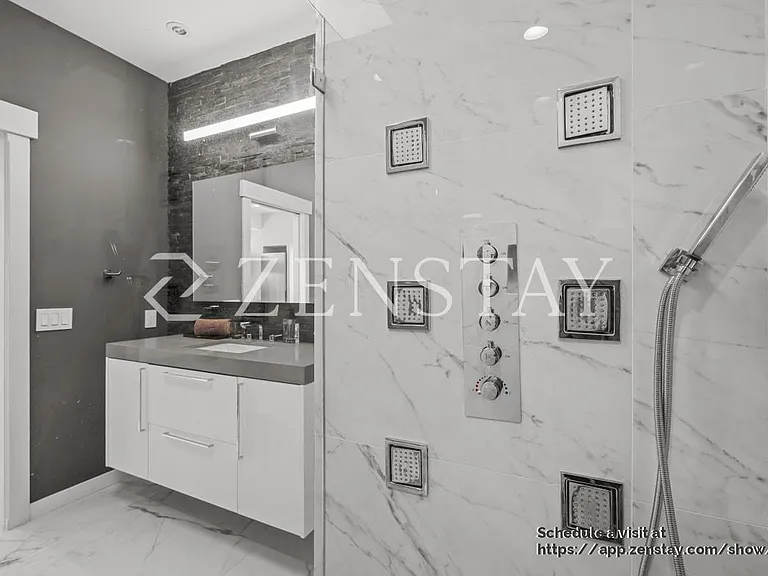 121 Great Circle Dr — Photo 15