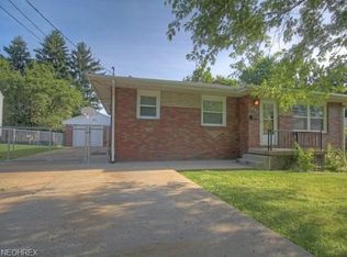 483 W Omar Ave, Struthers, OH 44471