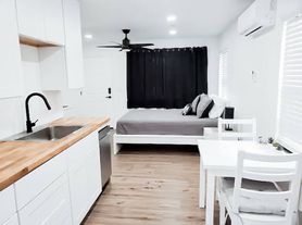 5020 Robertson St, Houston, TX