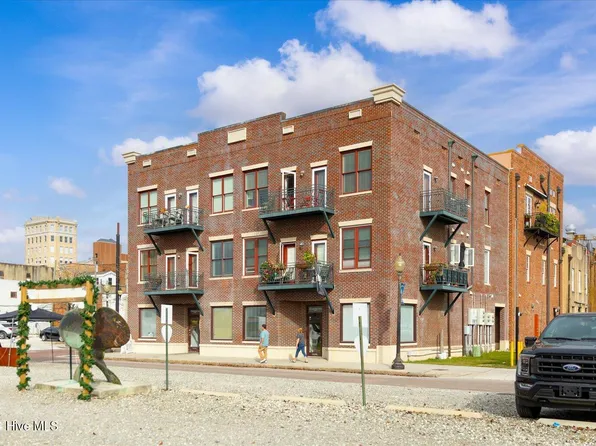 101 S Water Street Apt 3, Wilmington, NC 28401
