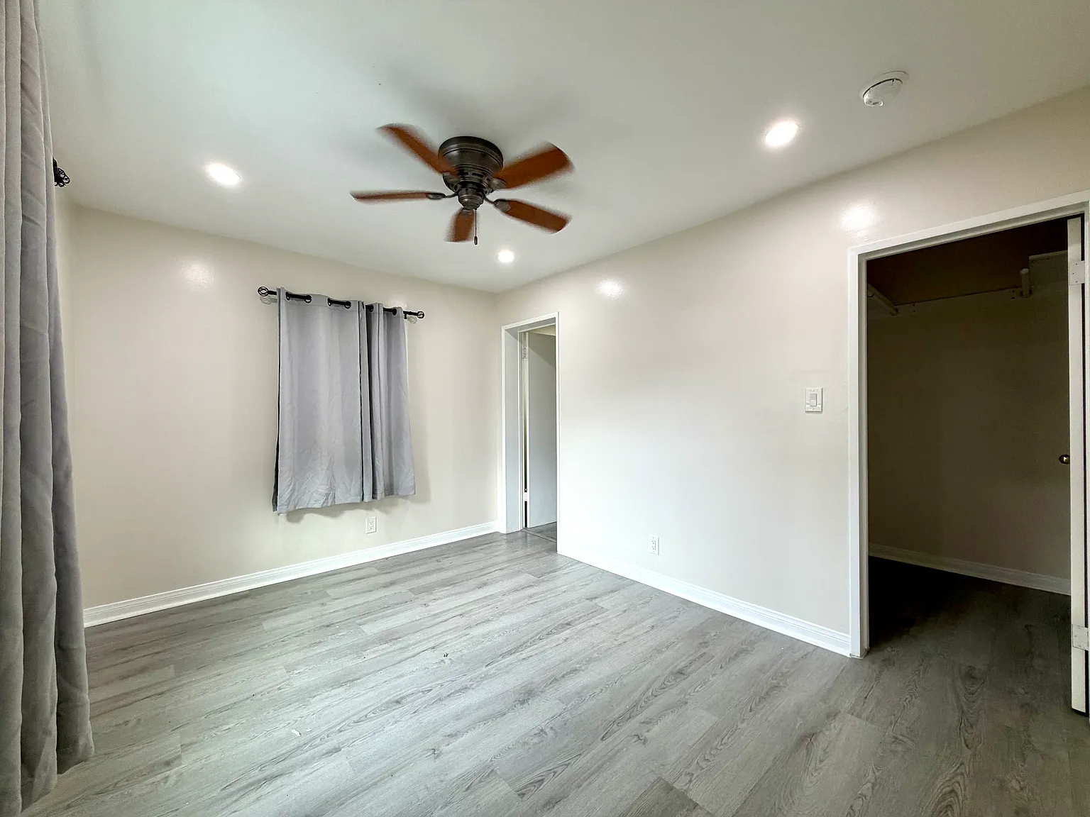 1 bed, 780 sqft, $2,300 — Photo 3