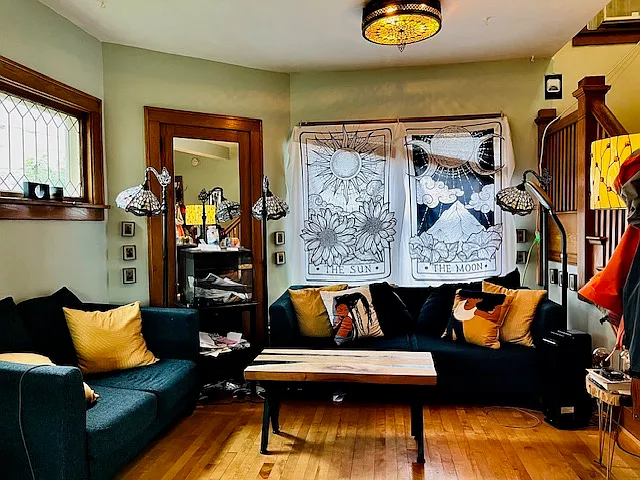 2 bed, $1,950 — Photo 2