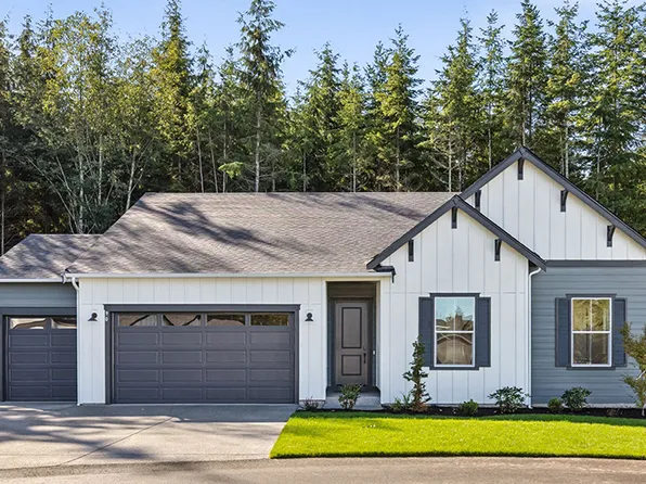 90 McCartney Peak Ln, Port Ludlow, WA 98365