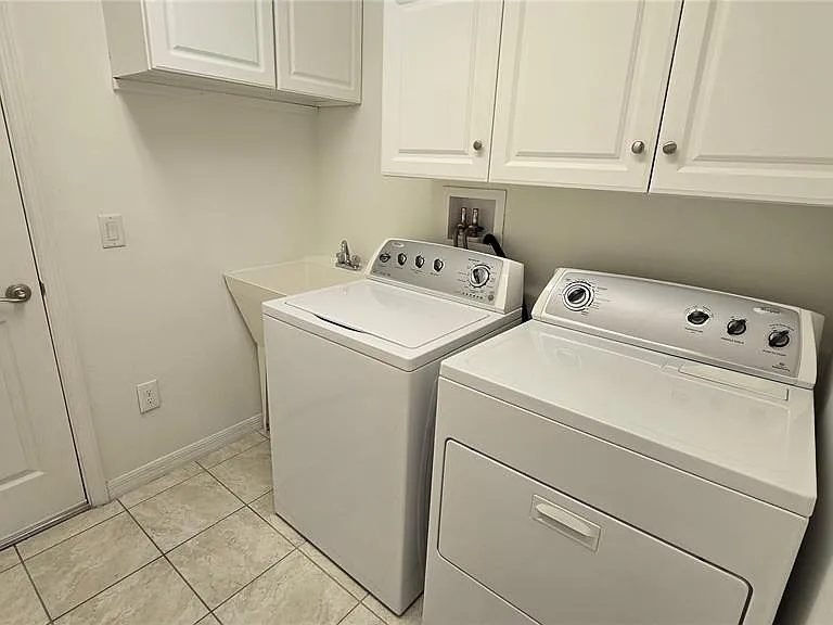 2614 Dartford Ter — Photo 12