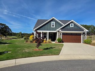 216 Holly Springs Ct, Southern Pines, NC 28387
