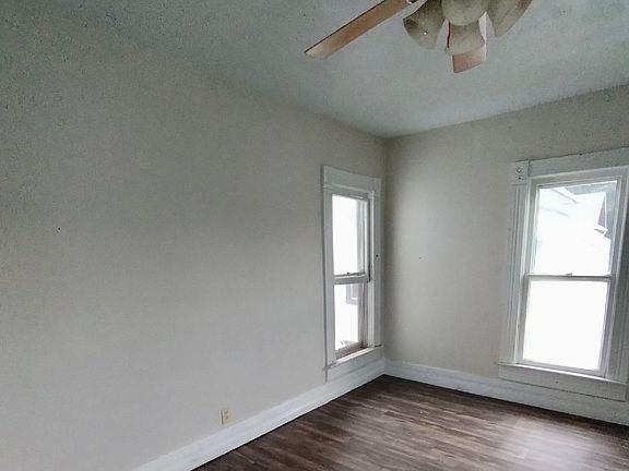 5th image of 320 E 5th St #1/2