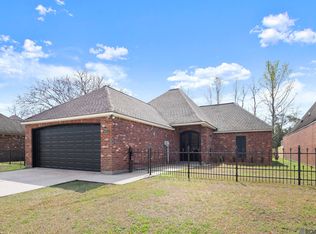 41073 Garden Ct, Gonzales, LA 70737