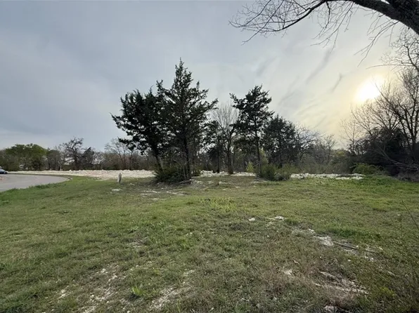 7717 Lost Mirage Dr, Dallas, TX 75232