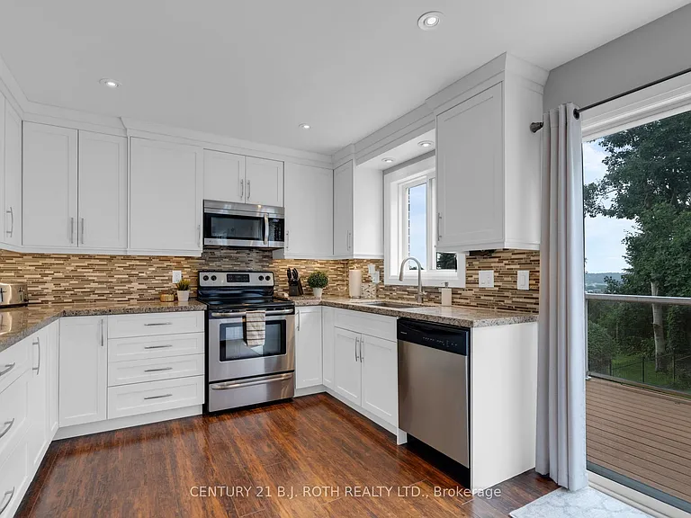 55 Gibbon Dr — Photo 10