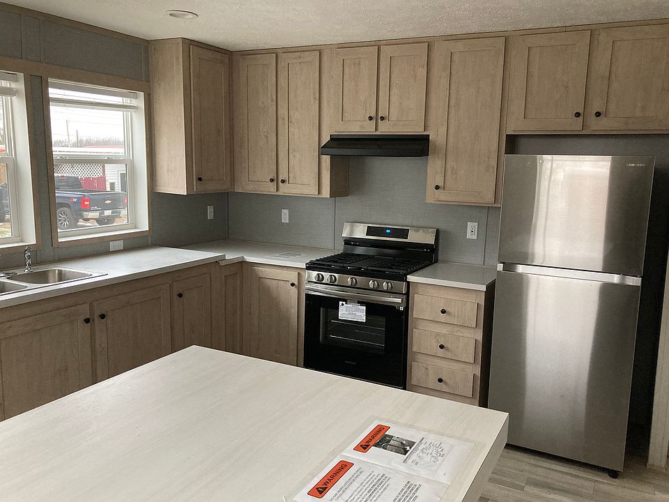 2nd image of 1624 S 25 W #10