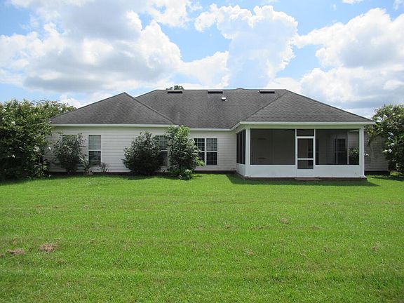 2nd image of 4004 Emerson Way