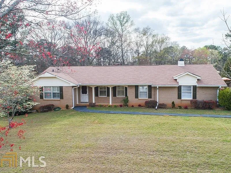 118 Thomas St photo 1