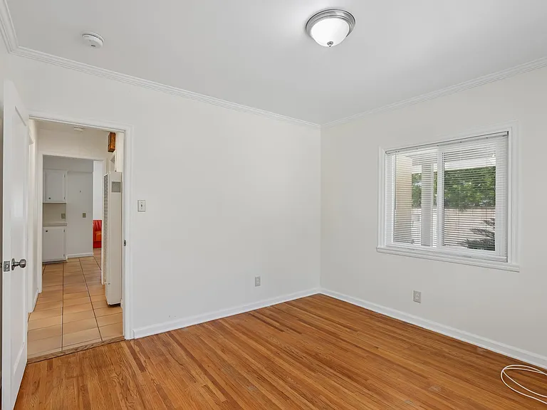 2214 Euclid St — Photo 23