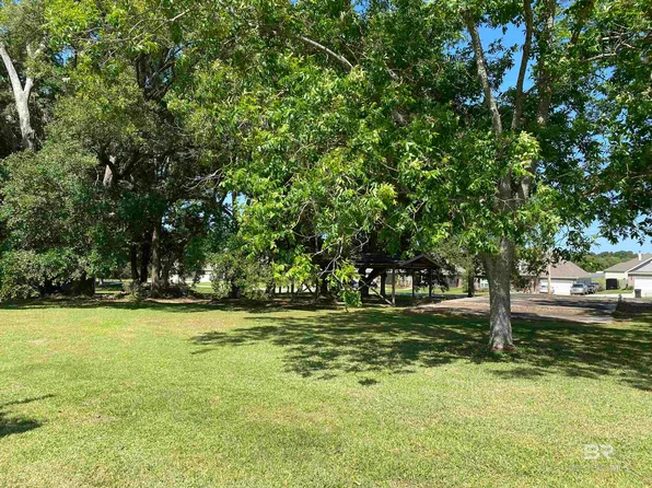 27637 County Road 66 N, Loxley, AL 36551