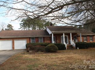 225 Roger Dr, Salisbury, NC 28147