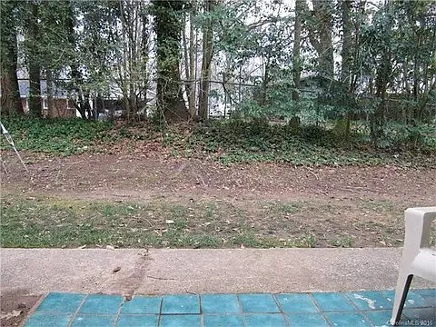 921 Nottingham Dr #13 — Photo 22