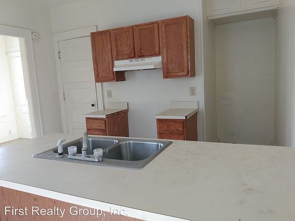 2nd image of 62 Fountain Ave