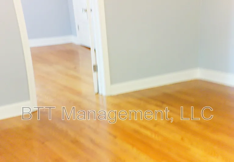 807 Kennebec Ave #5 — Photo 3